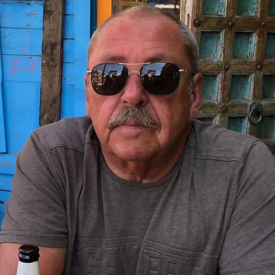 Profil de Adhémar